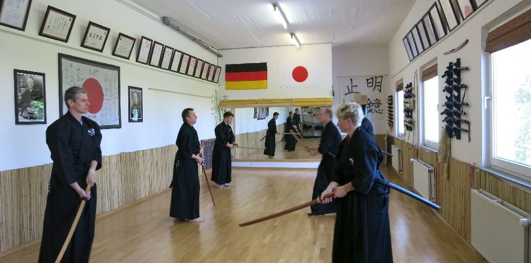 2015 Lehrgang Dietzenbach03 Mugai Ryu Iaido